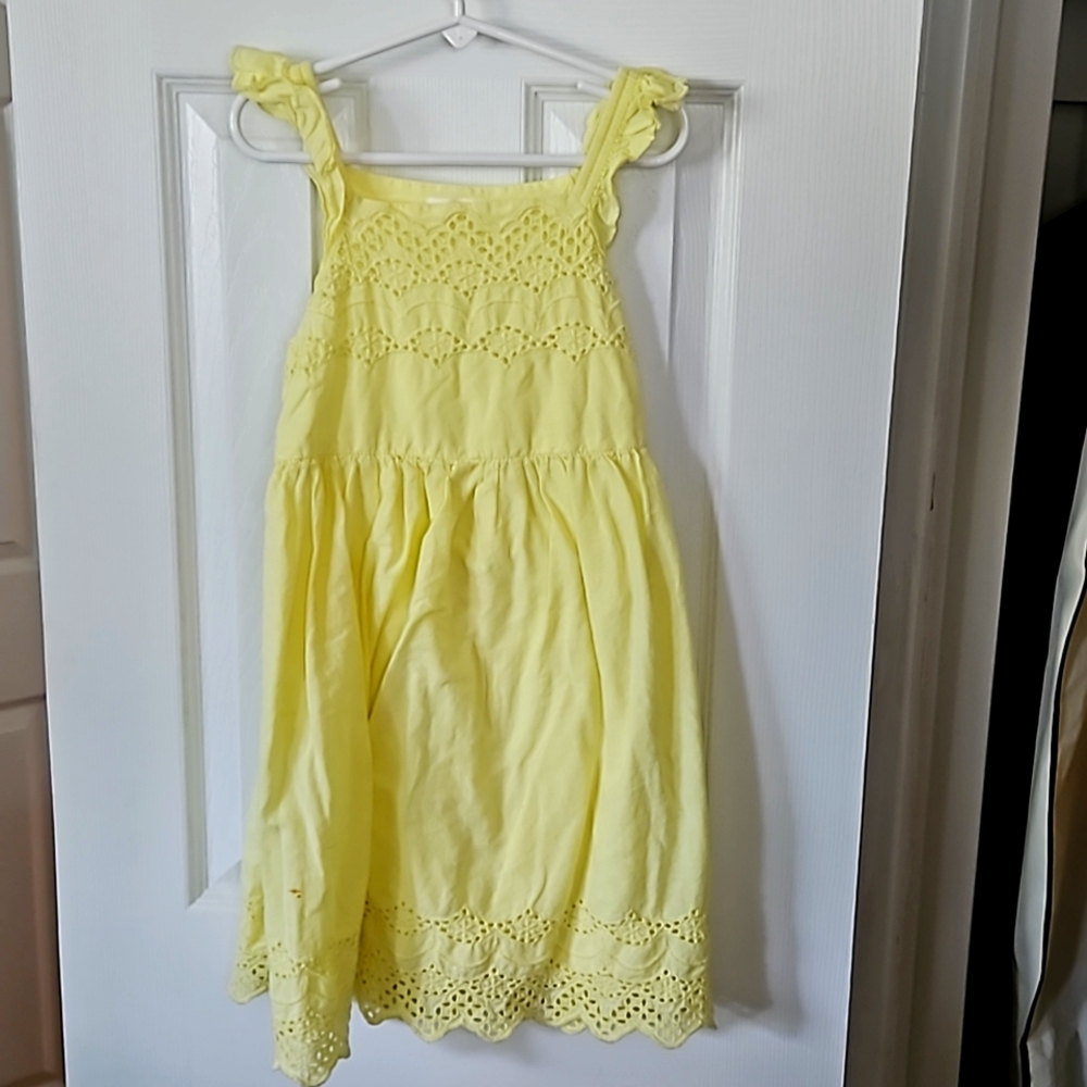 Girls dress